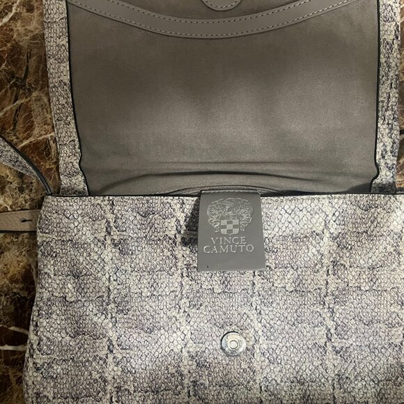 Vincent Camuto Shoulder Bag - Picture 3 of 4
